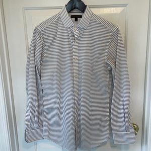 Banana Republic men’s dress shirt; striped; small